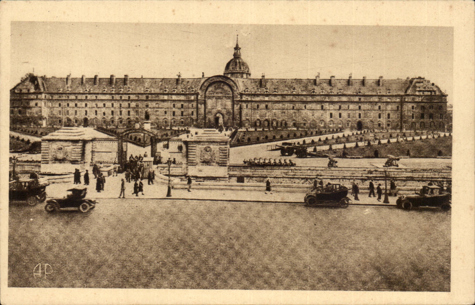 Paris CPA Hotel des Invalides