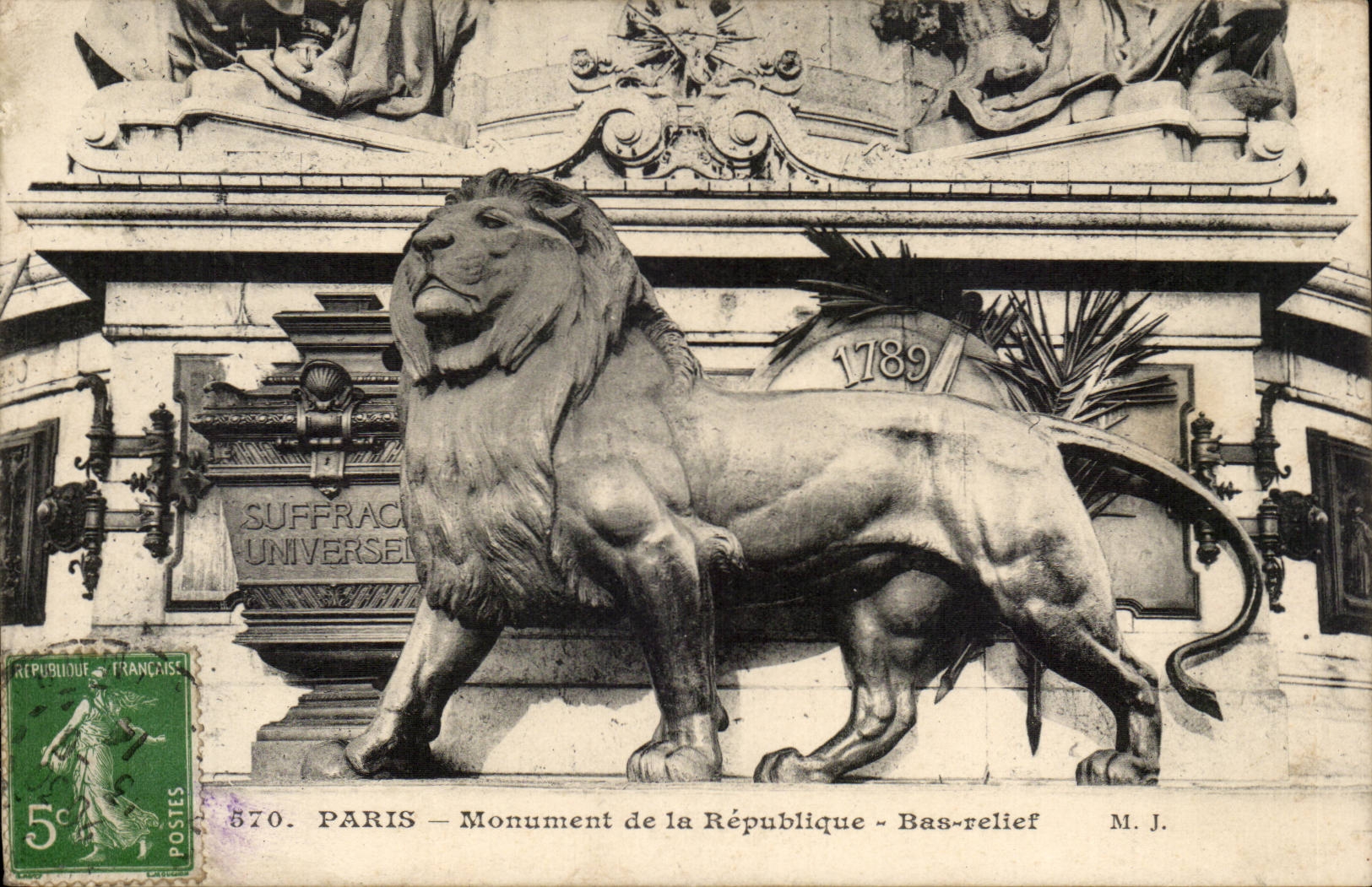 Paris - 10 - Place de la Republique - Bas Relief - lion - CPA 