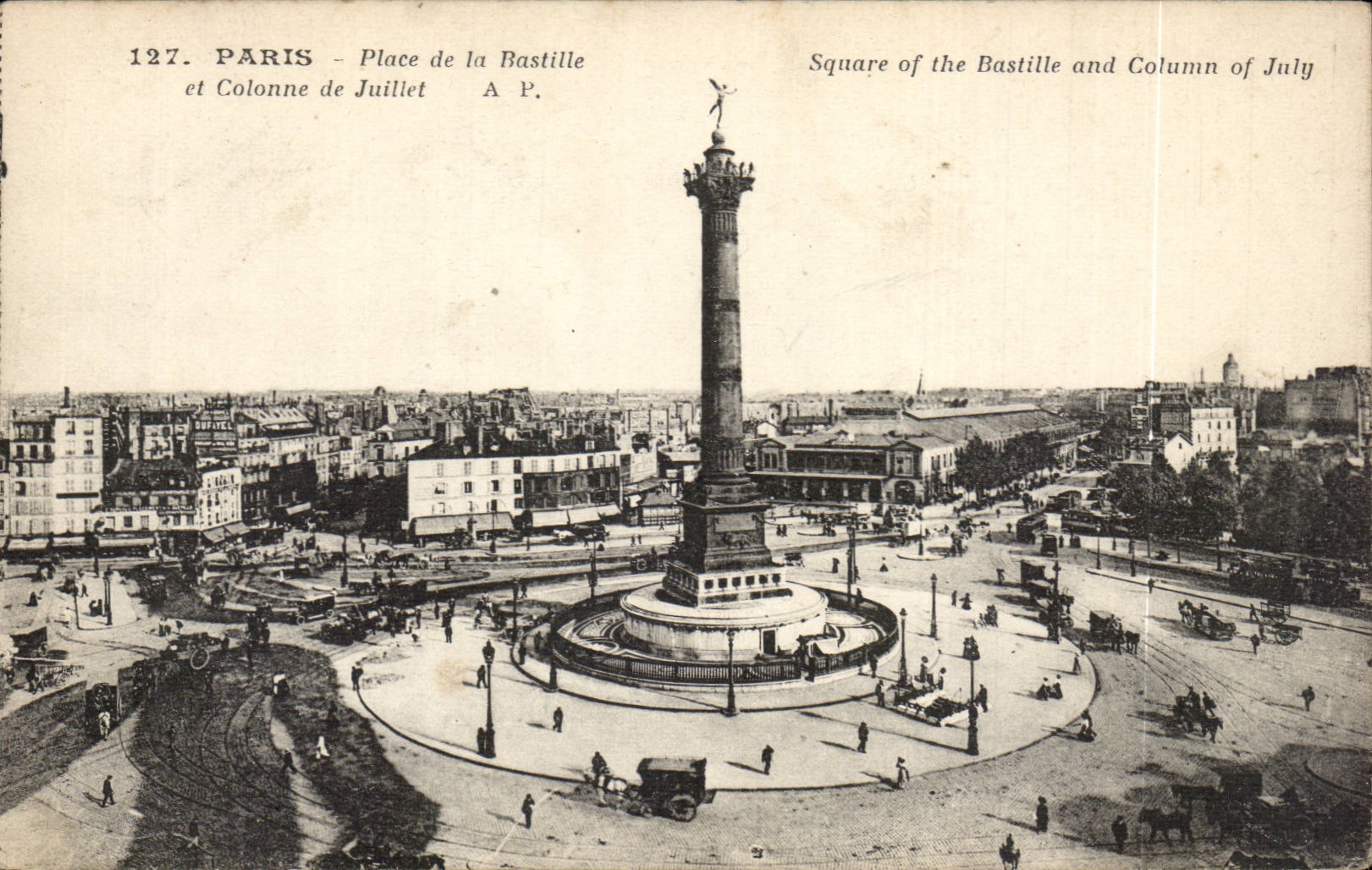 CPA Paris Place de la Bastille et colonne de Juillet