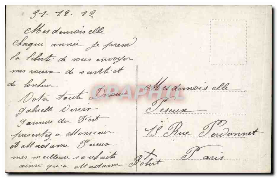 Femme en robe verte tenant un bouquet — éditeur 'Marianne' — n° 3080 — Reverso