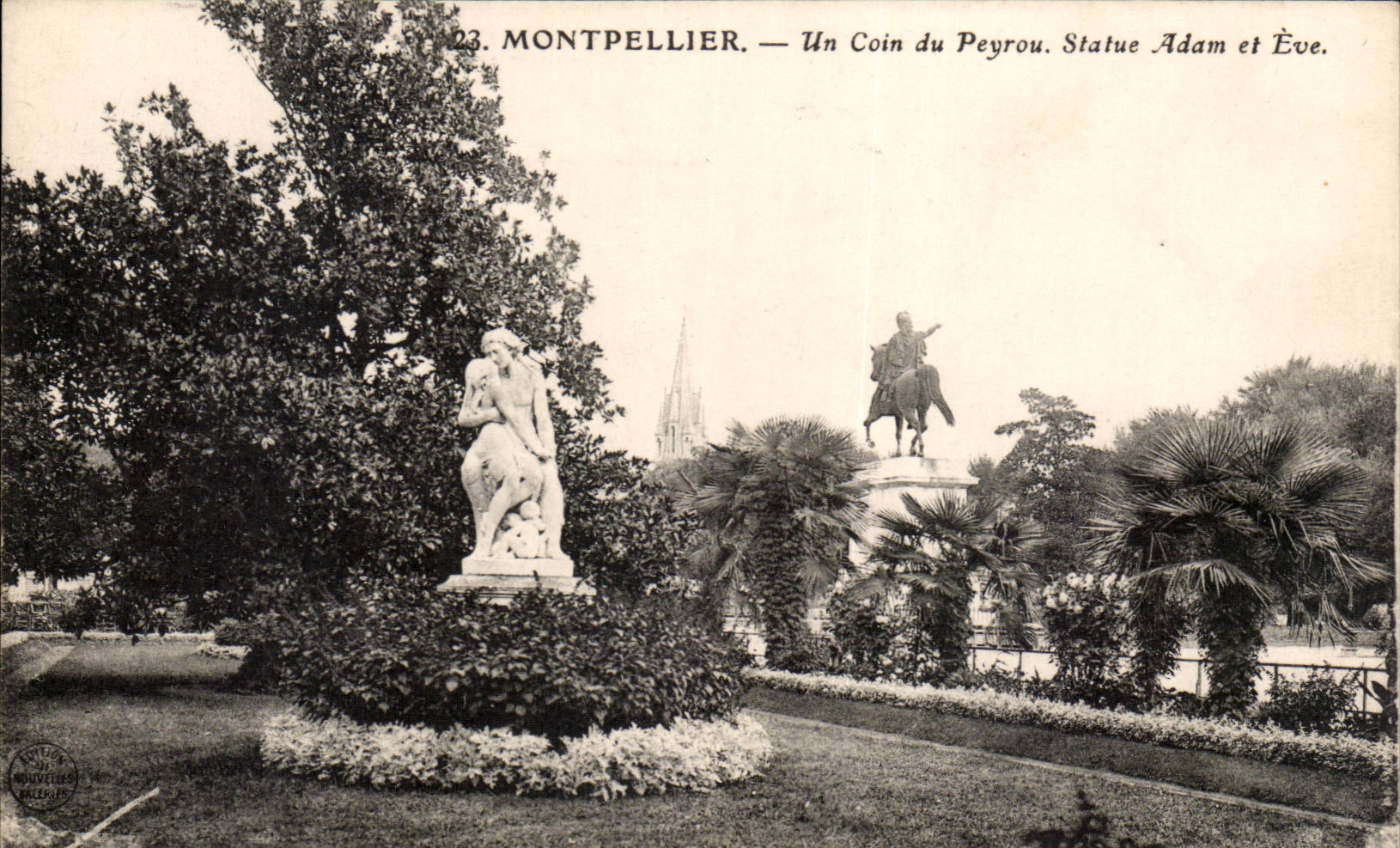 CPA Montpellier Un coin du Peyrou Statue Adam et Eve