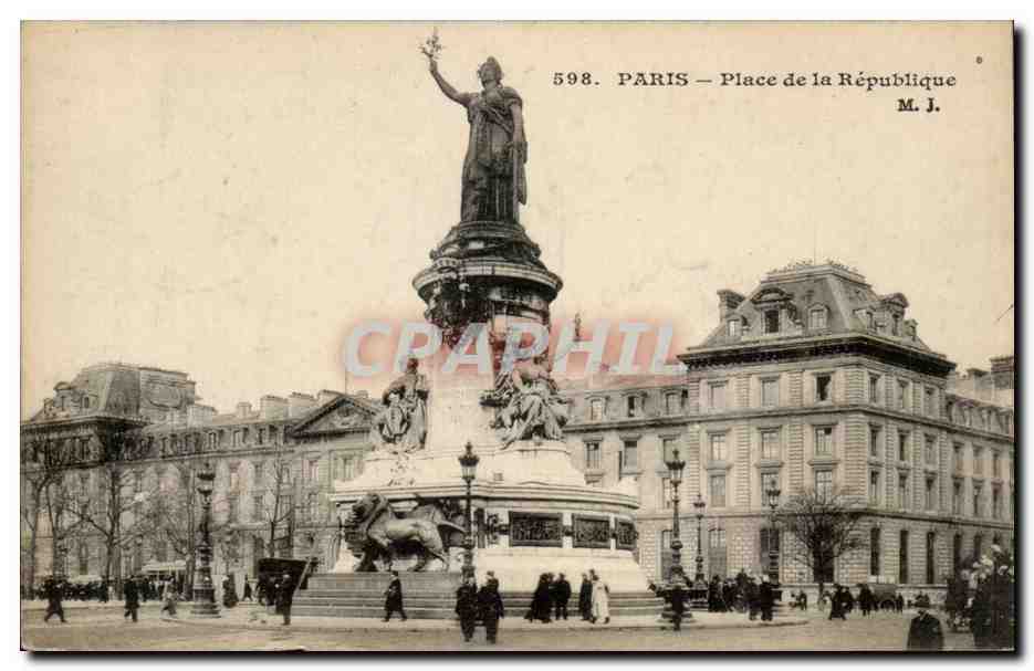 Paris CPA place de la Republique