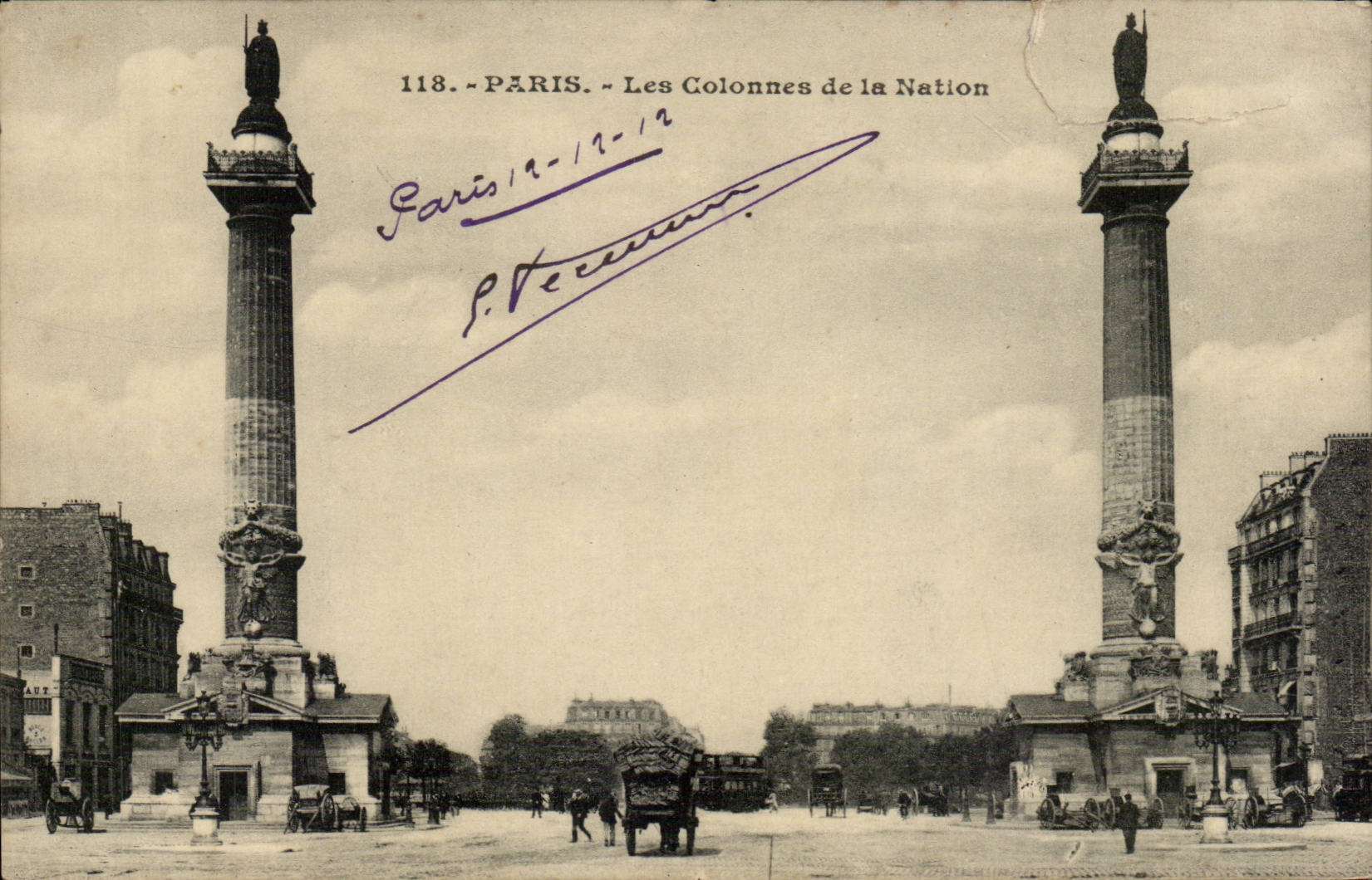 Paris CPA Les colonnes de la Nation