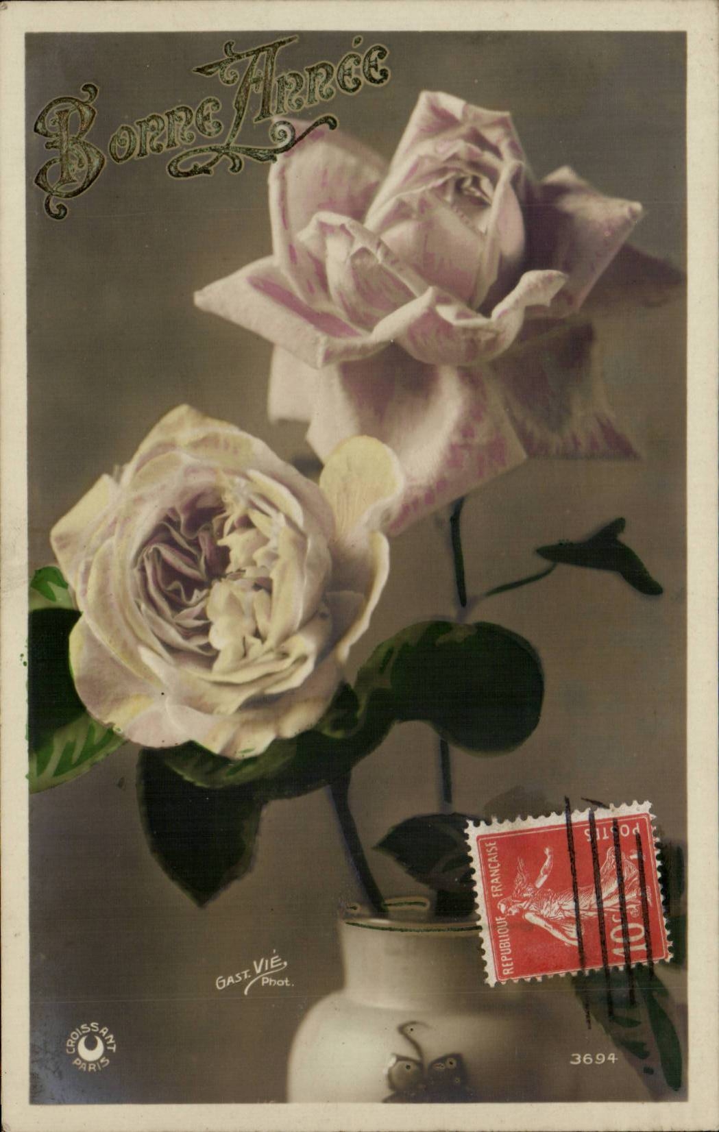 CPA Fantaisie Roses Fleurs Bonne annee