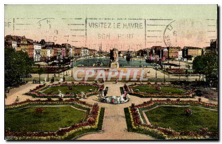 CPA Le Havre La place Gambetta et les jardins