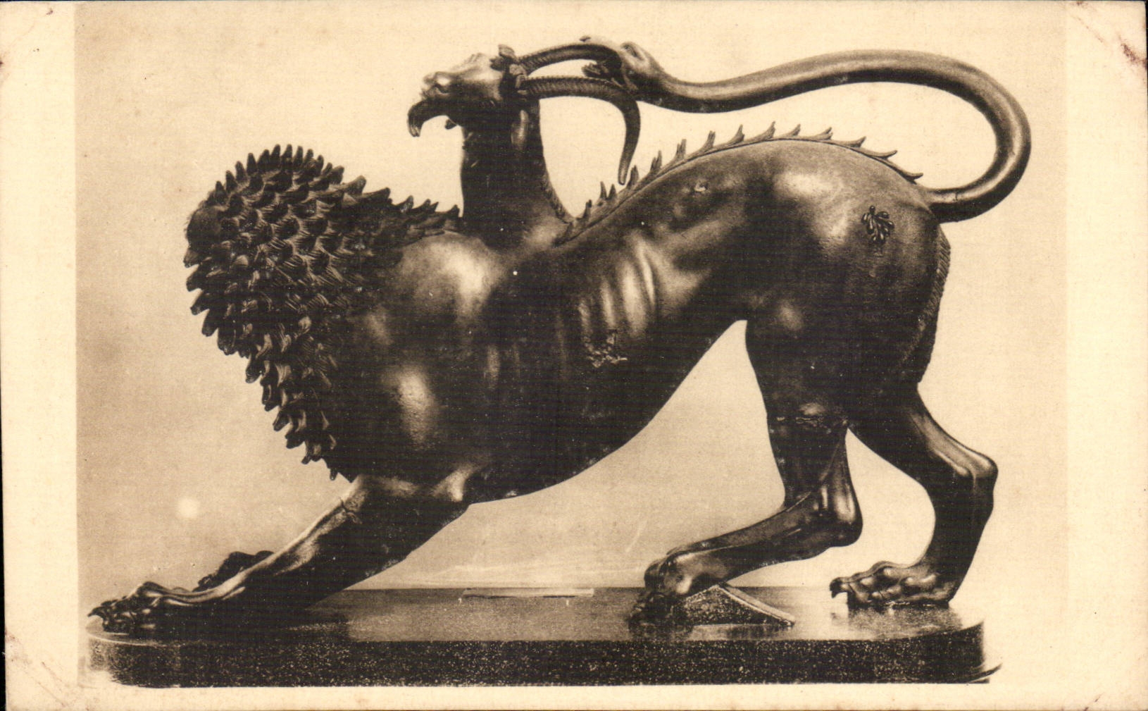 Chimère d'Arezzo — Bronze étrusque — Fratelli Alinari, n° 2540