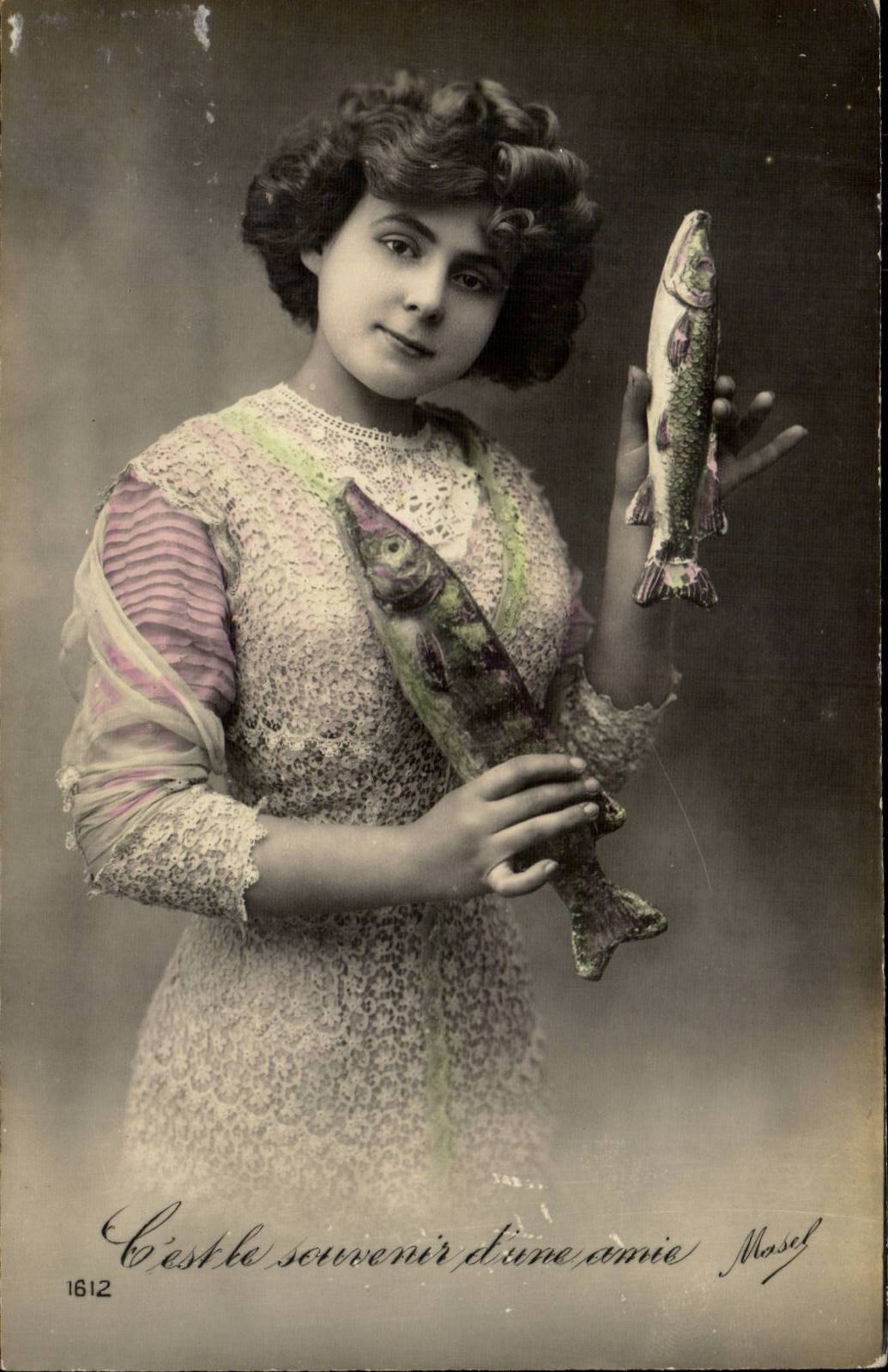 CPA Fantaisie Enfant et poissons 