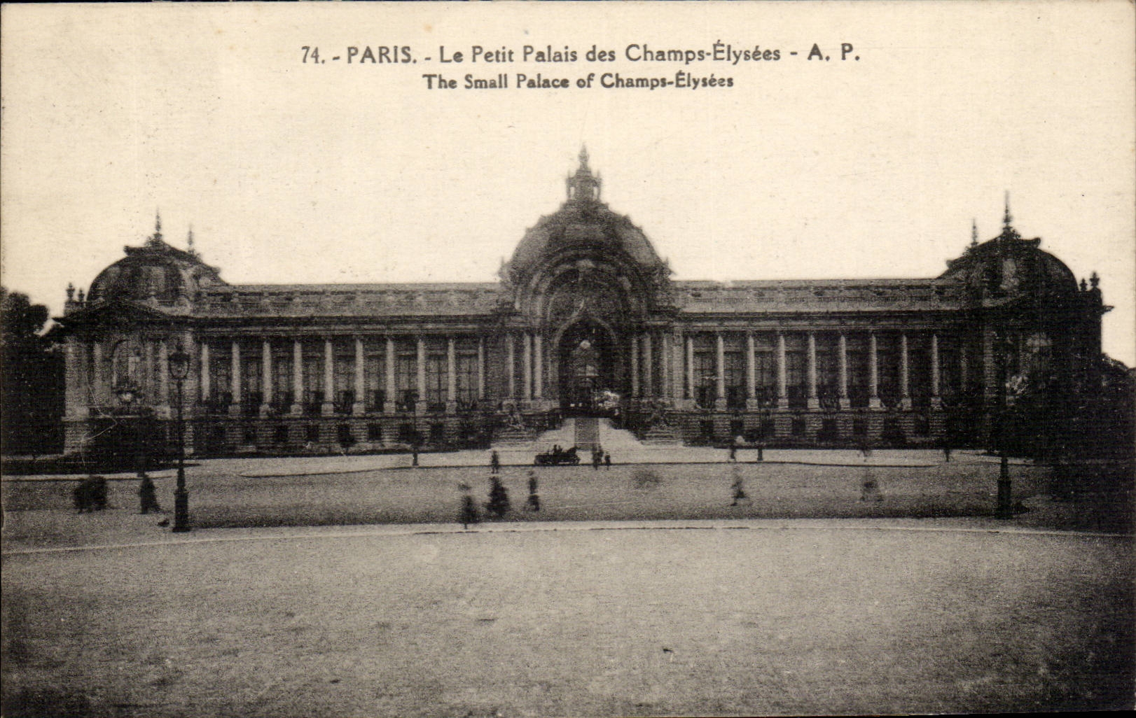 Paris CPA Le petit palais des Champs Elysees