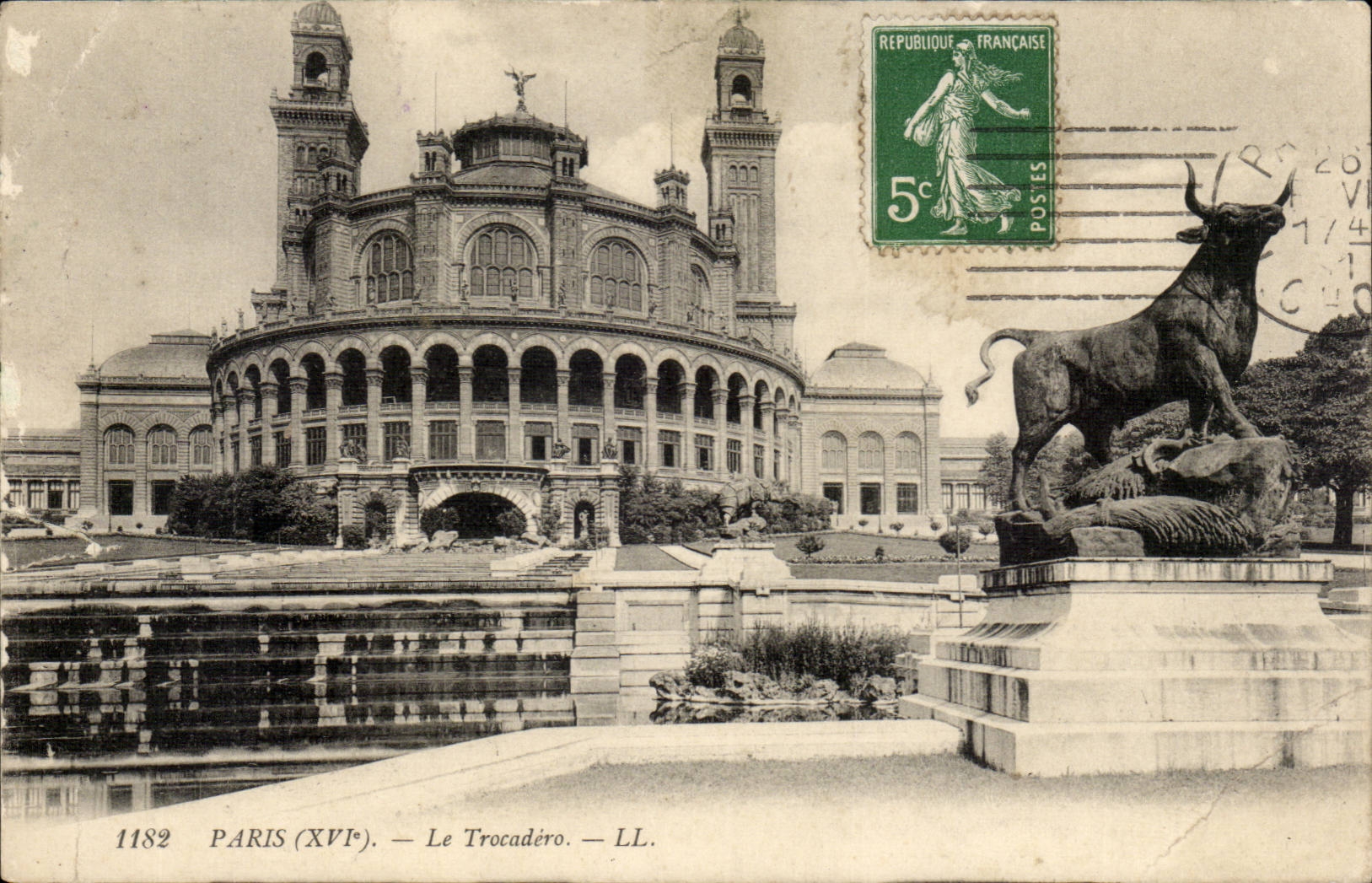 Paris CPA Trocadero Boeuf Taureau