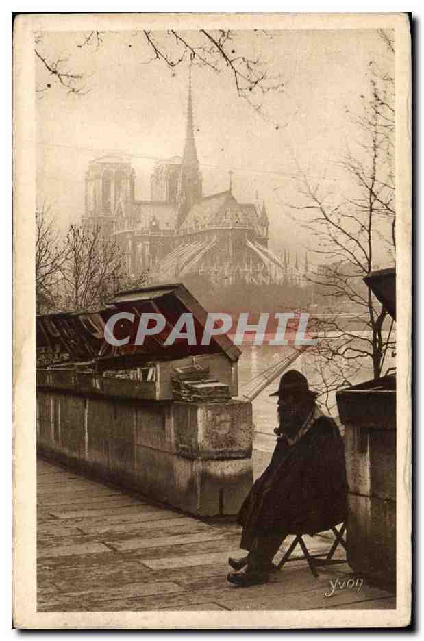 Paris CPA L'ancetre des bouquinistes Notre Dame