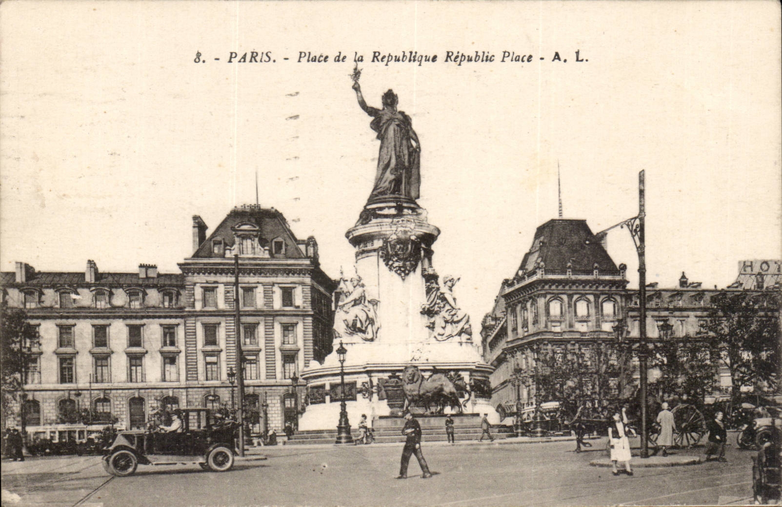 CPA Paris Place de la Republique