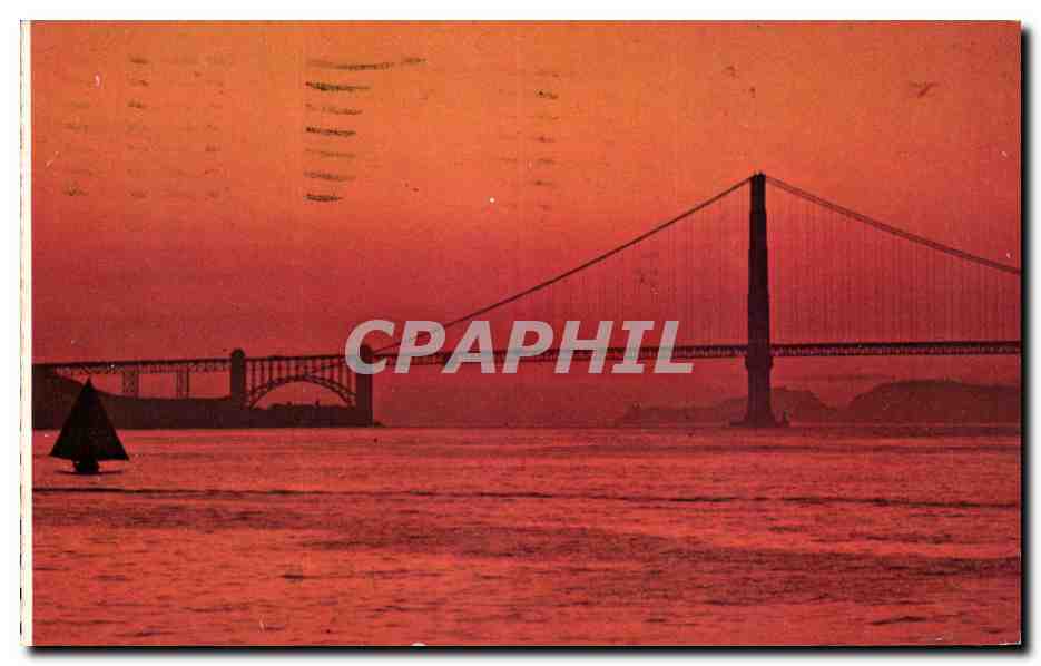 Golden Gate Bridge — vue au coucher du soleil — Plastichrome, Boston, Mass. 02130