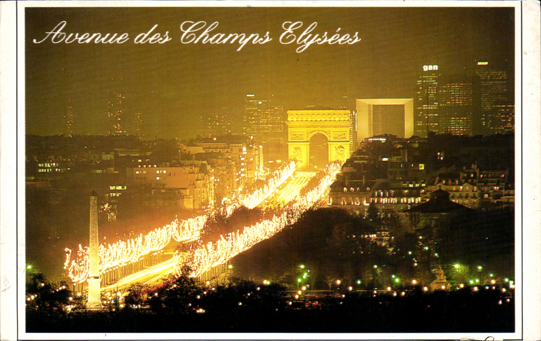 Avenue des Champs Elysées — vue nocturne avec Arc de Triomphe et Grande Arche — Édition ABEILLE-CARTES, Lyon