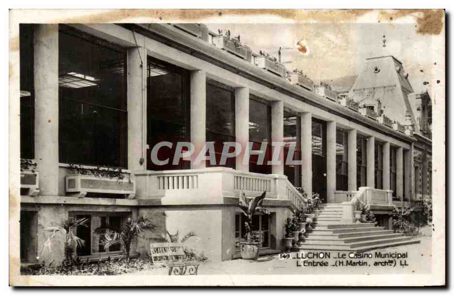 Luchon — Le Casino Municipal — L'Entrée (H. Martin, architecte)