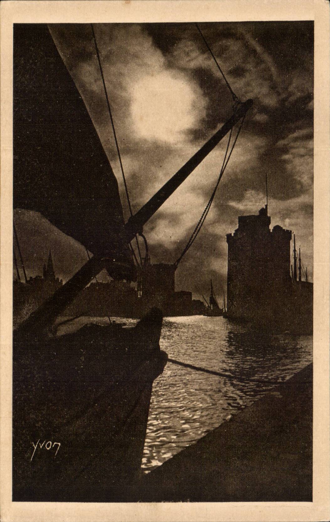 La Rochelle — Clair de Lune sur le Port — Édition d'Art YVON, Paris