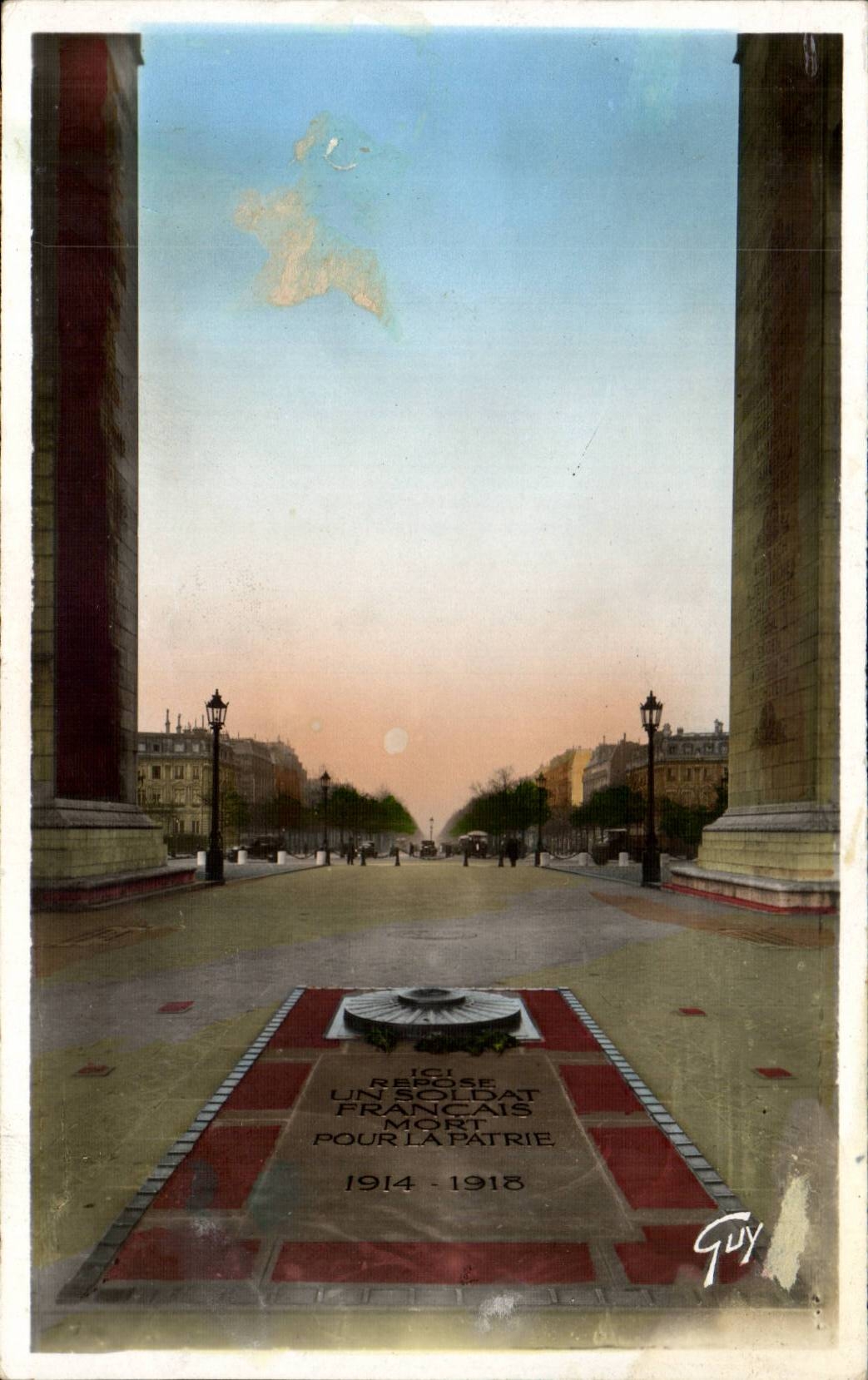 Paris CPA Le tombeau du soldat inconnu
