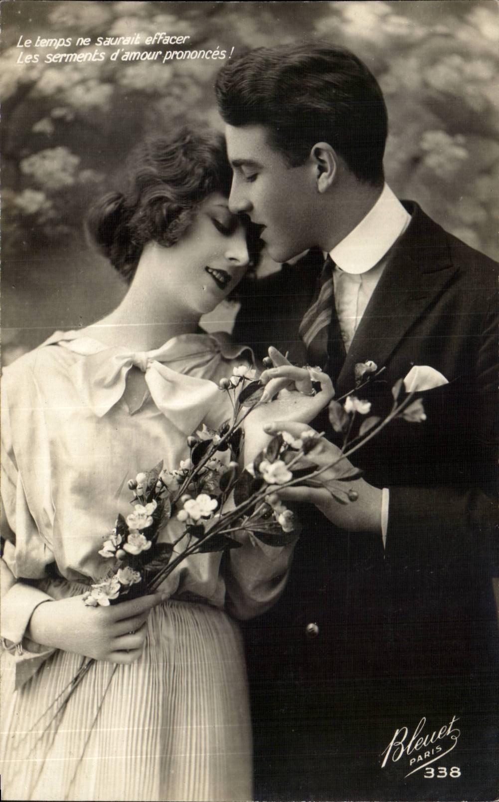 CPA Fantaisie Femme Couple