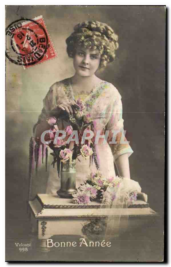 Femme avec bouquet de roses — Velouté 998 — Velouté
