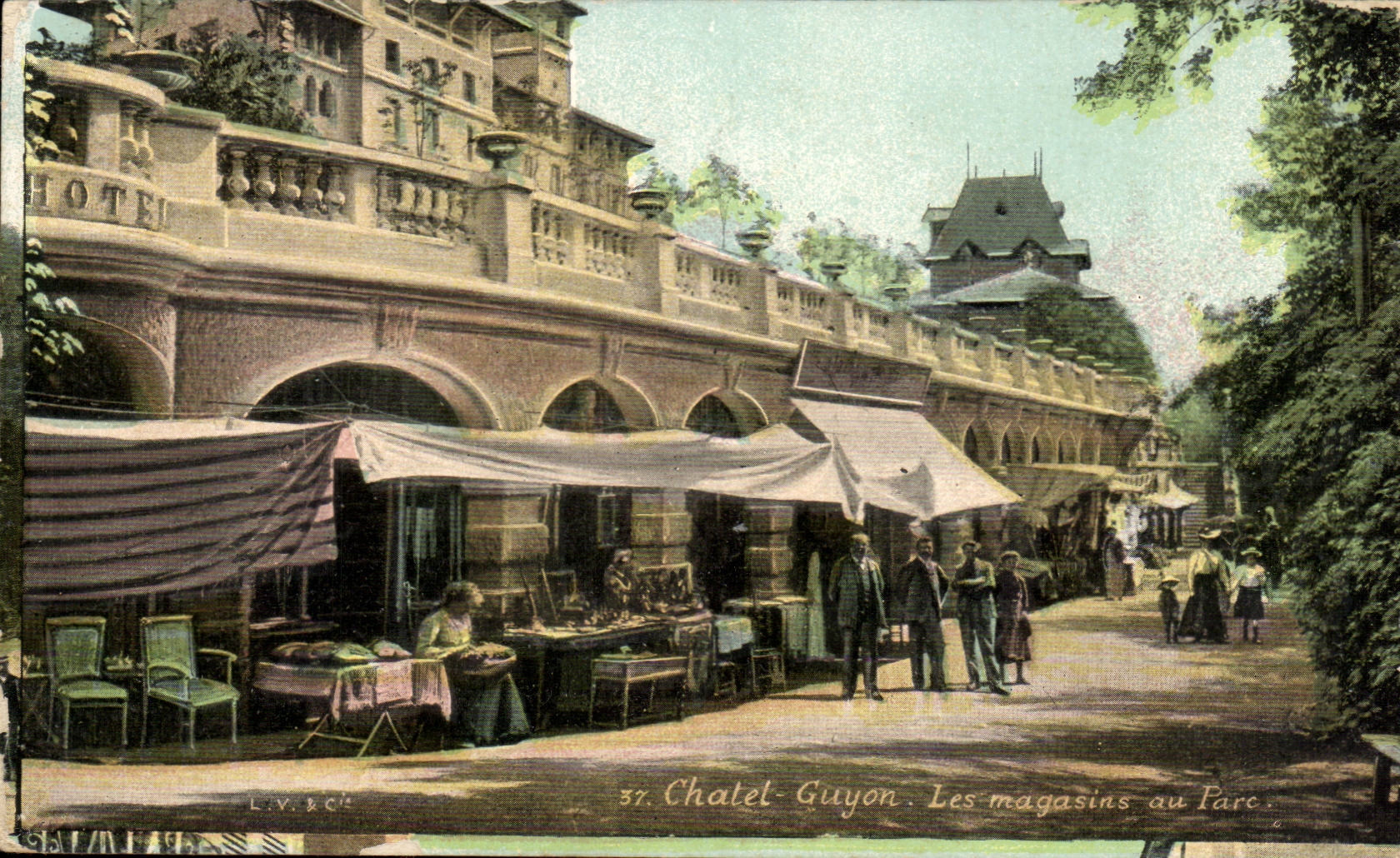 Cahtelguyon CPA Les magasins au parc ( publicite chocolat de la Havane Cuba ) 