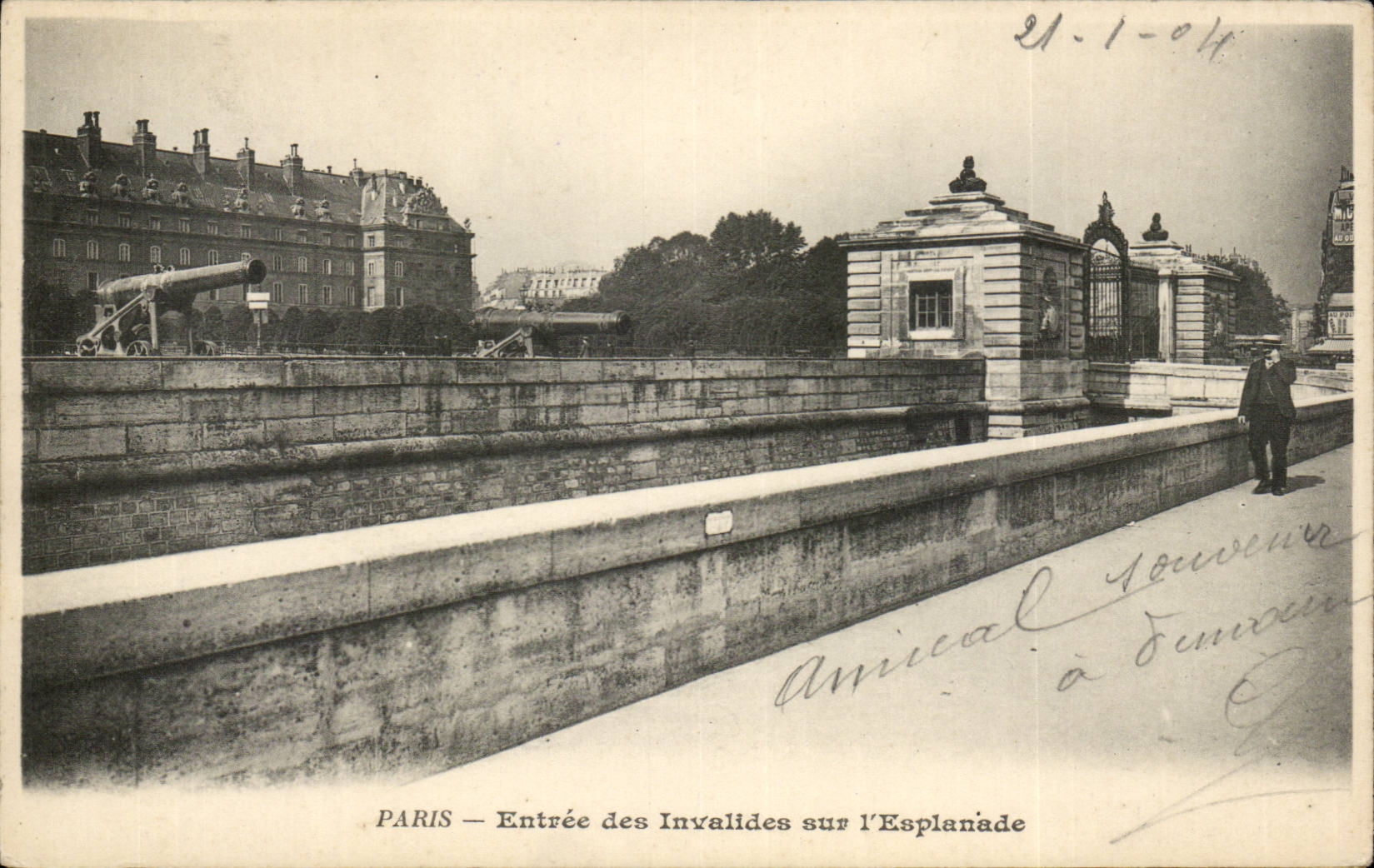 Paris CPA Entree des Invalides sur L'esplanade