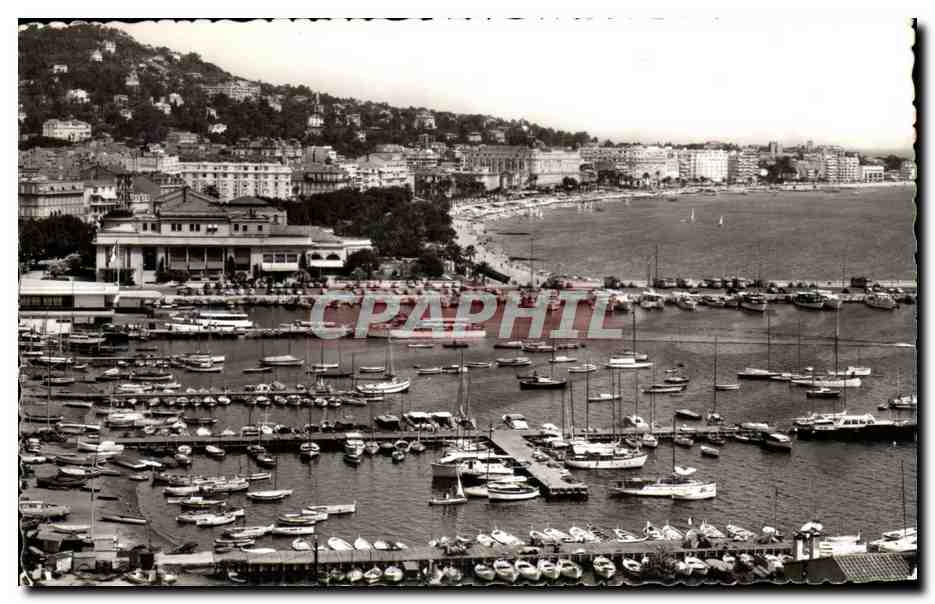 CPM Cannes le port le casino municipal et la croisette vus du Suquet