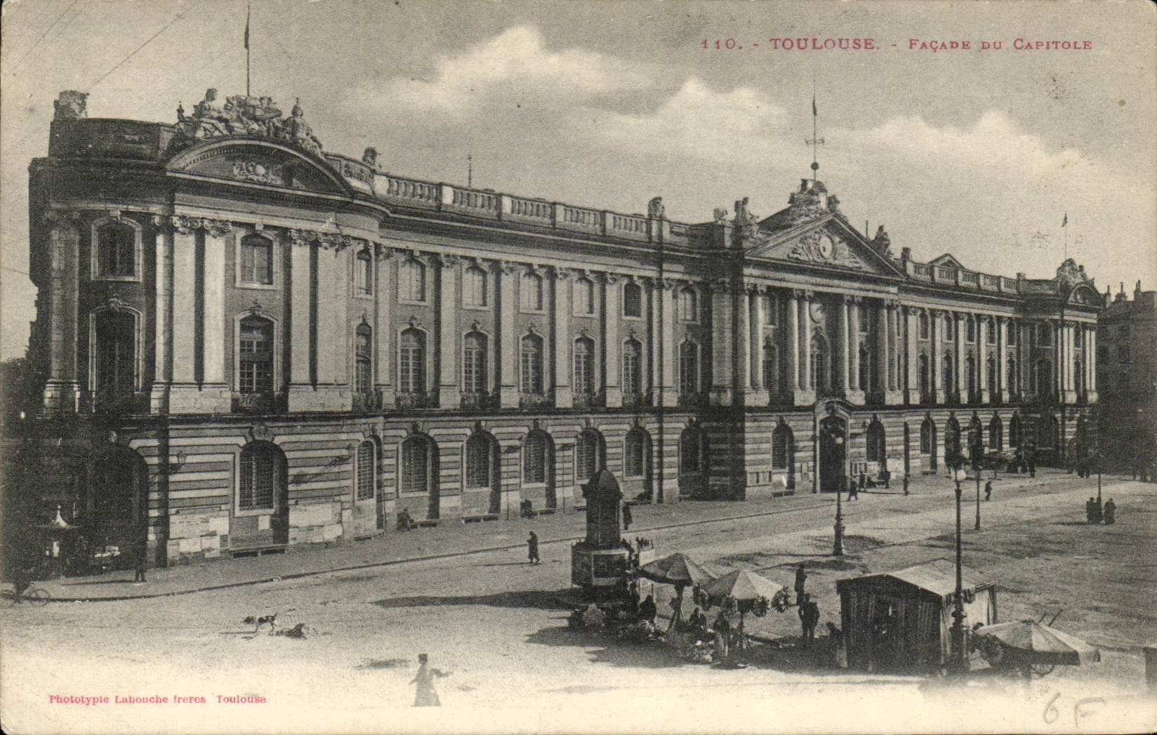 Toulouse — Façade du Capitole — Phototypie Labouche frères Toulouse