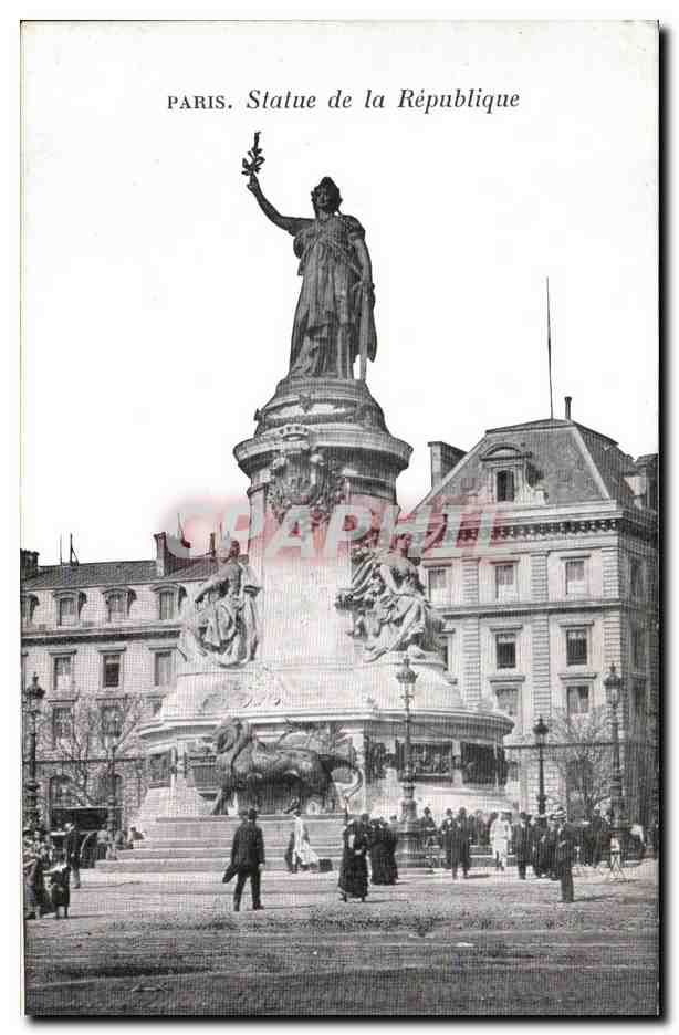Paris CPA Statue de la Republique