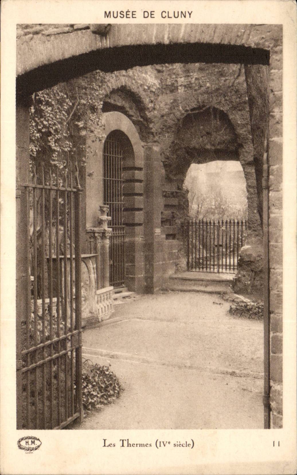 Paris Musee de Cluny CPA Les thermes