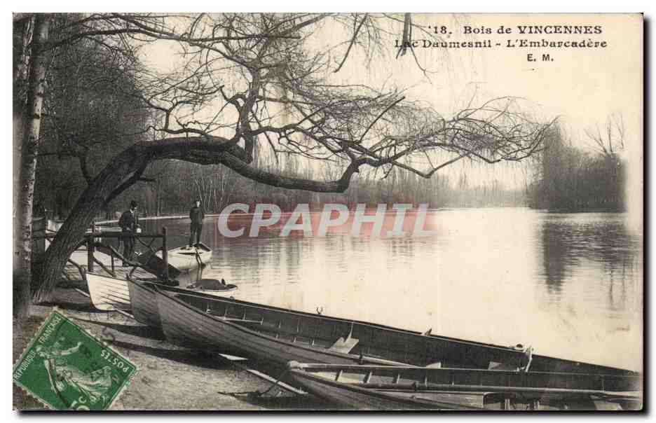 CPA Bois de Vincennes Lac Daumesnil L'embarcadere