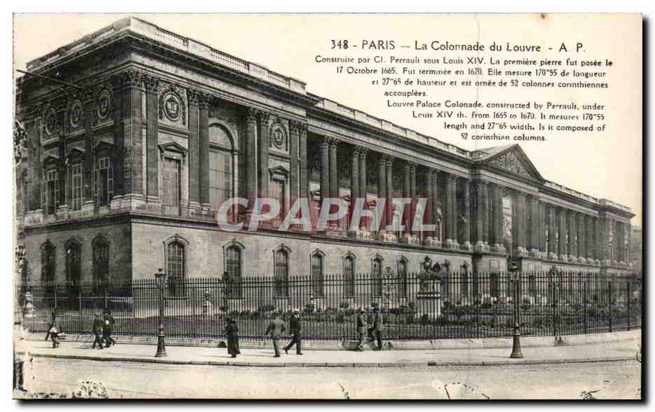 Paris CPA La colonnade du Louvre
