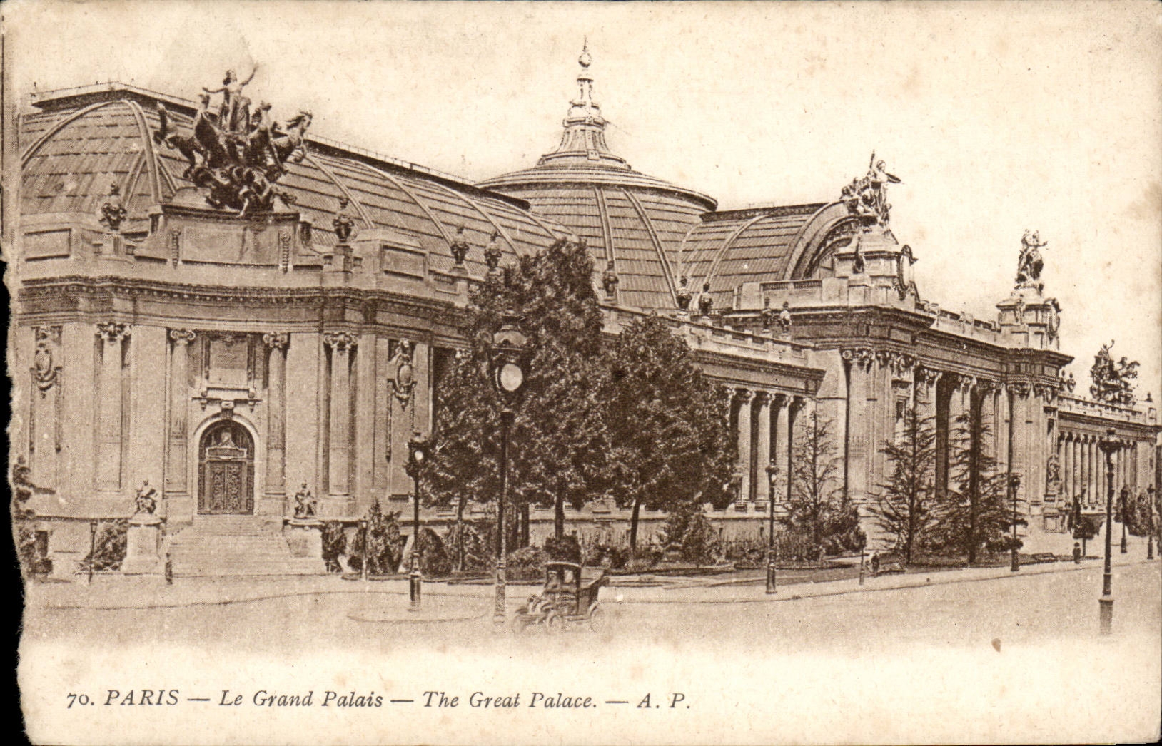 PARIS — Le Grand Palais — The Great Palace — A.P. — n°70