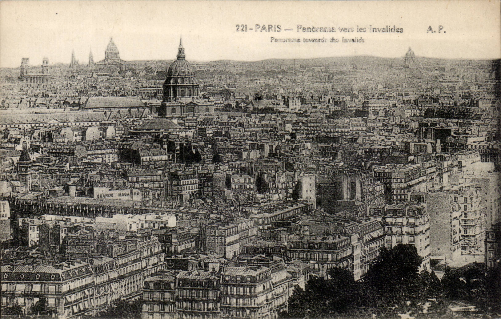 Paris CPA Panorama vers les Invalides
