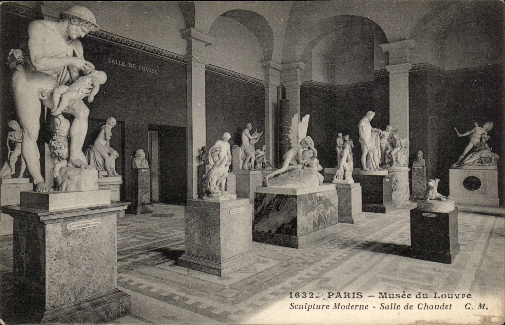 Paris CPA Musee du Louvre Sculpture moderne Salle de Chaudet