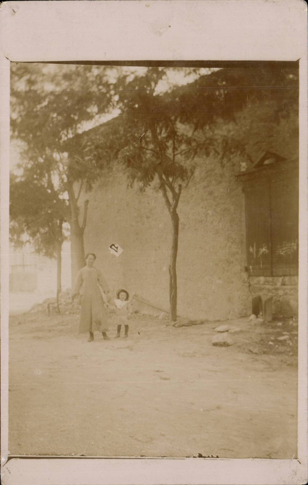 CARTE PHOTO Femme et enfant