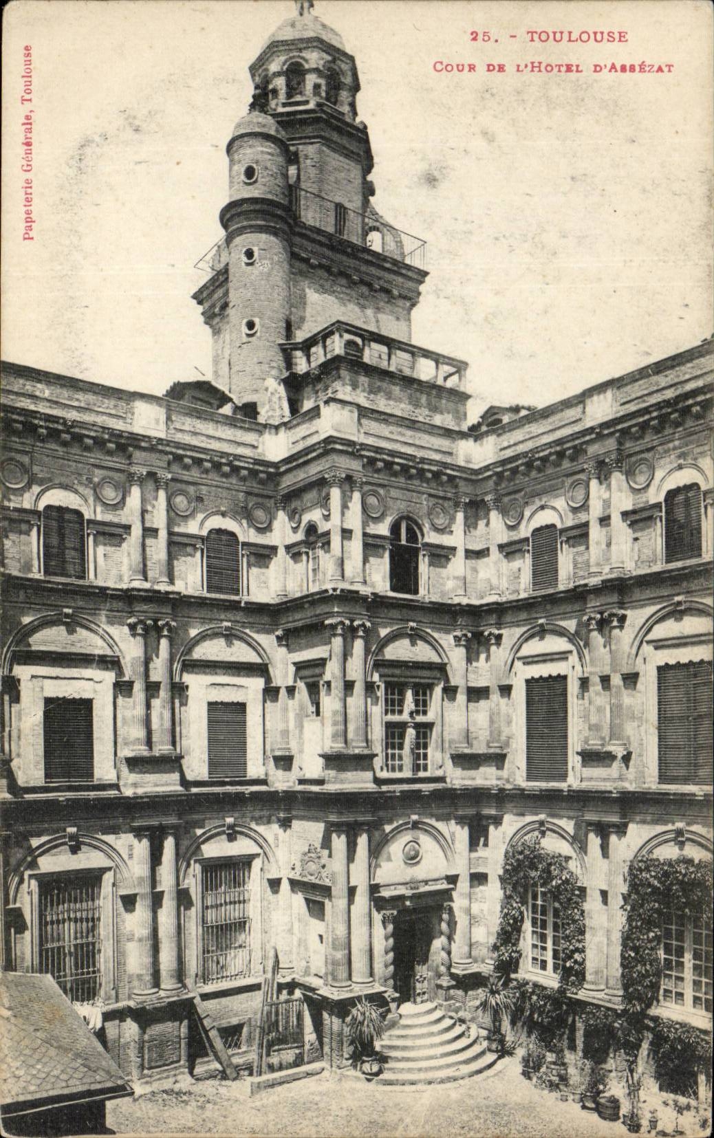 Cour de l'Hôtel d'Assézat — Toulouse — Papeterie Générale, Toulouse, n°25