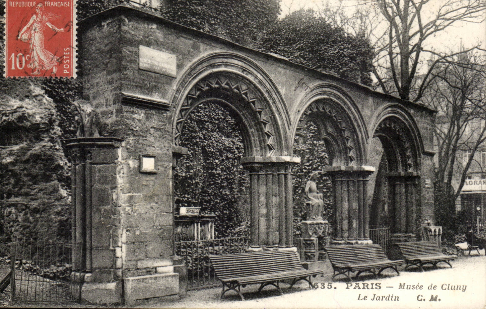 Paris CPA Musee de Cluny Le jardin