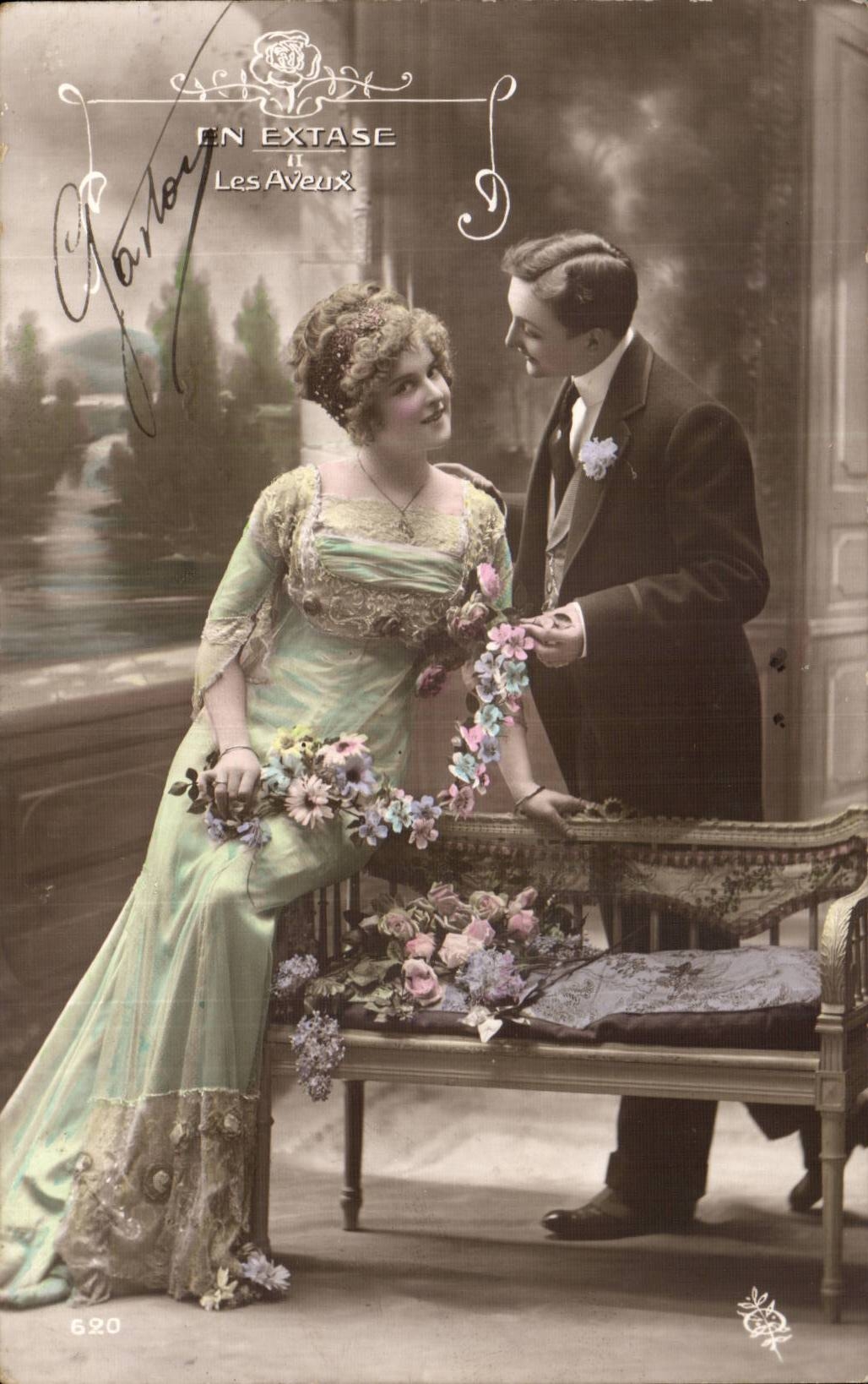 Un couple en extase — Les Aveau — éditeur Garlot, n° 620