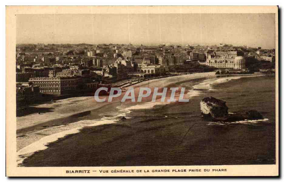 CPA Biarritz Vue generale de la grande plage prise du phare (lighthouse)