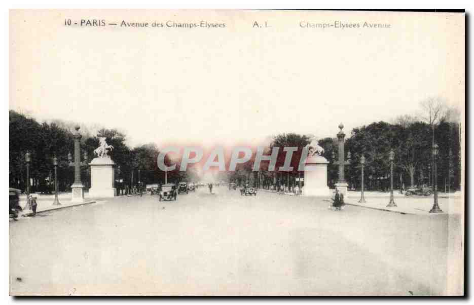 CPA Paris Avenue des Champs Elysees