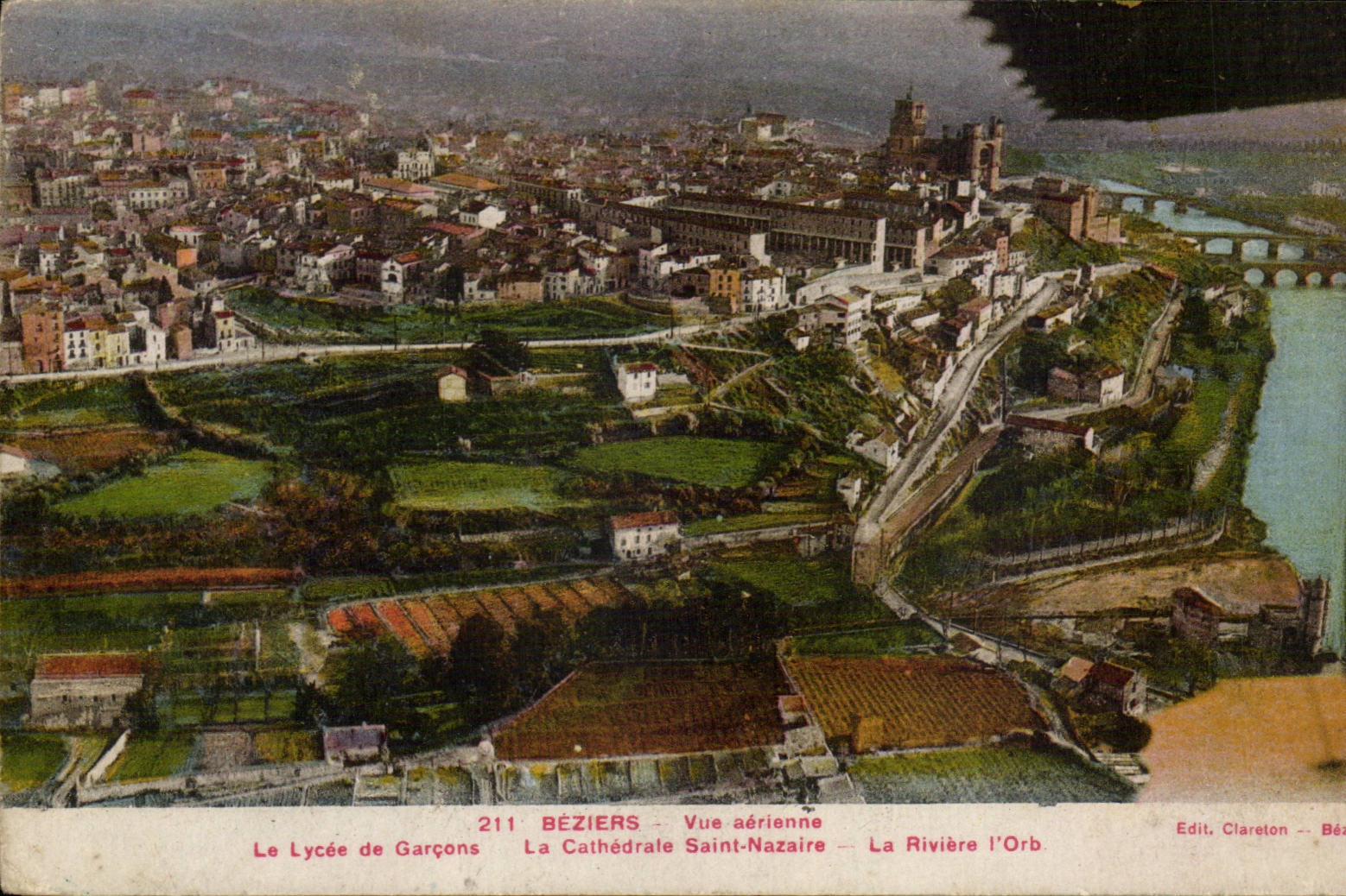 CPA Beziers Vue aerienne Le lycee de garcons Cathedrale St Nazaire Rivier d'Orb