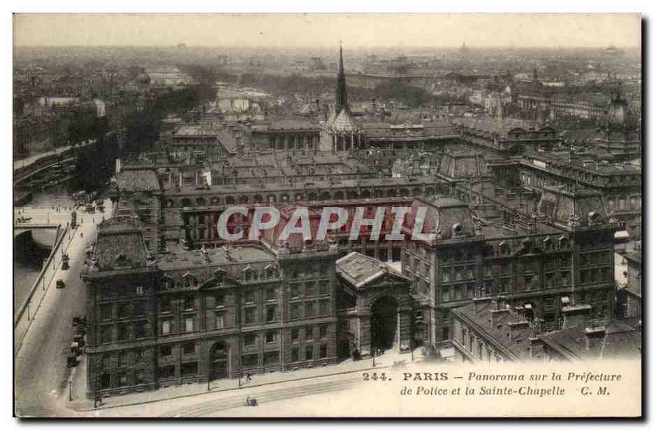 Paris CPA Panorama sur la Prefecture de police et la Saine Chapelle