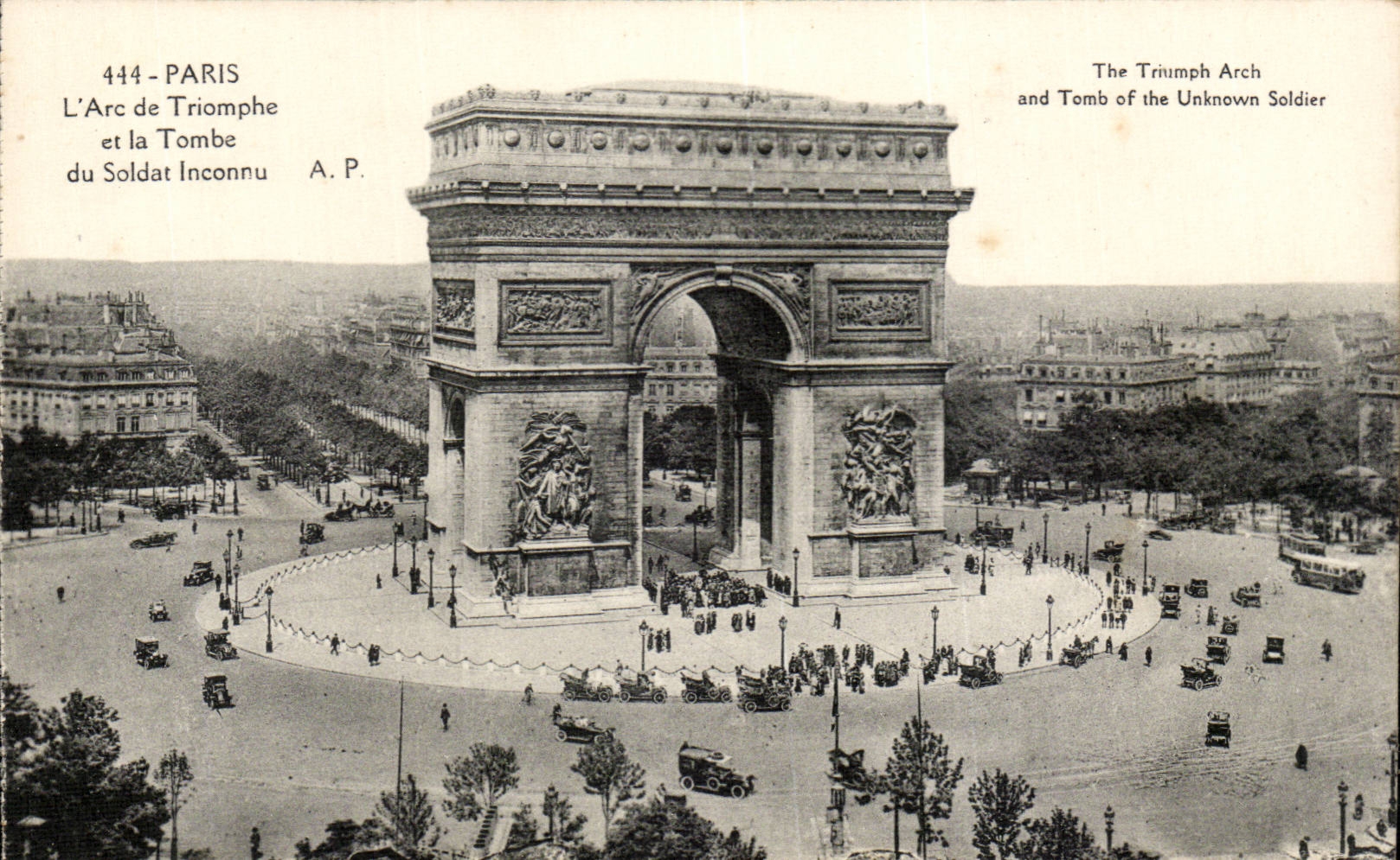 Paris CPA L'arc de triomphe et la tombe du soldat inconnu