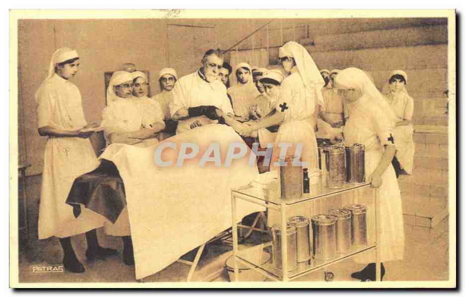 CPA Metier Infirmiere Infirmieres Croix rouge Red cross