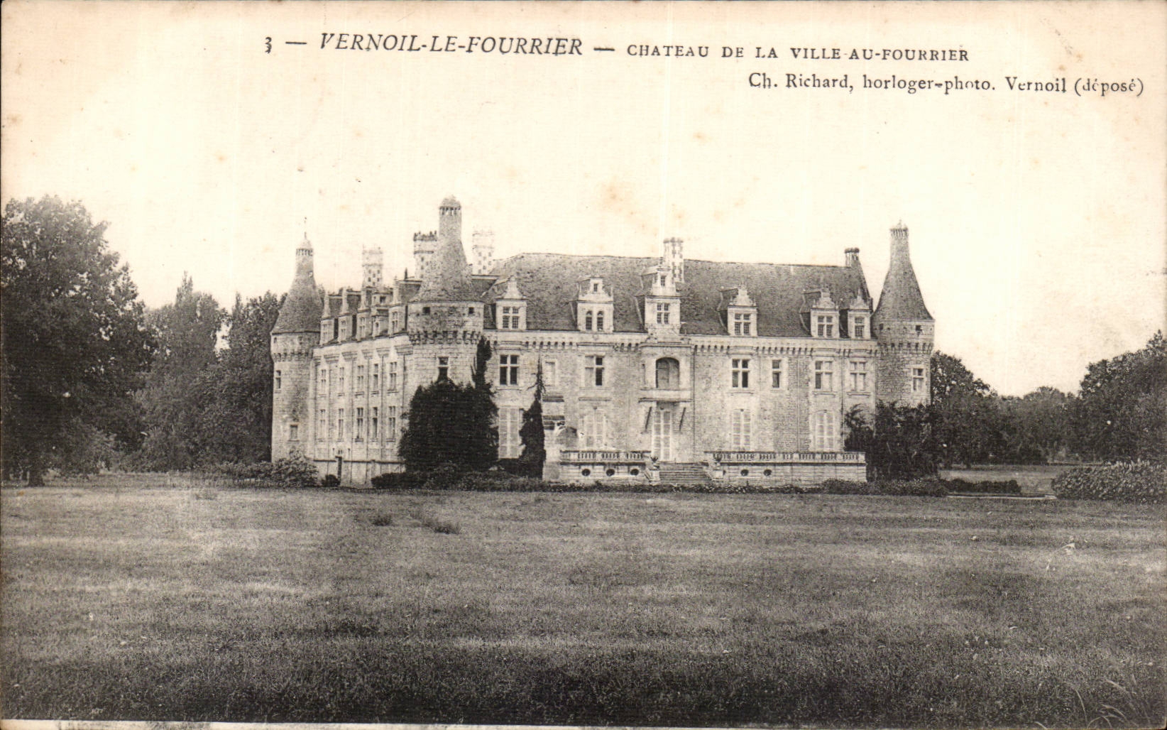 Vernoil le Fourrier CPA Chateau de la ville au Fourier