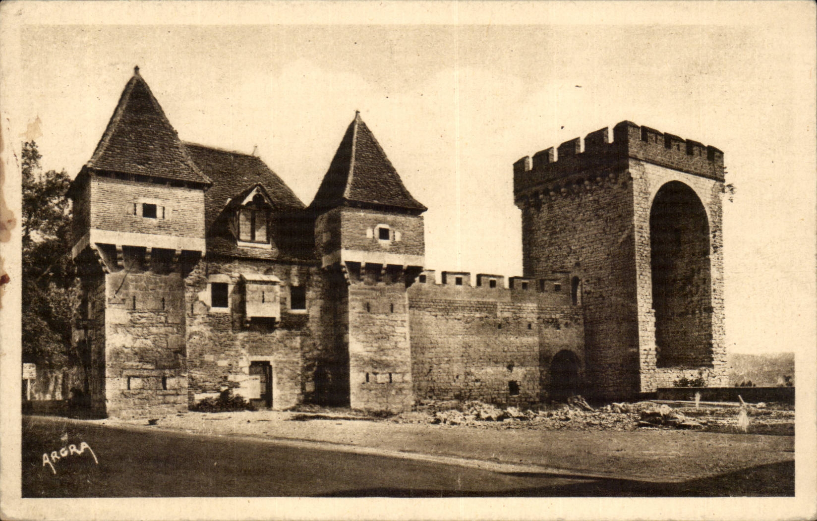 CPA Cahors La Barbacane et la tour des pendus