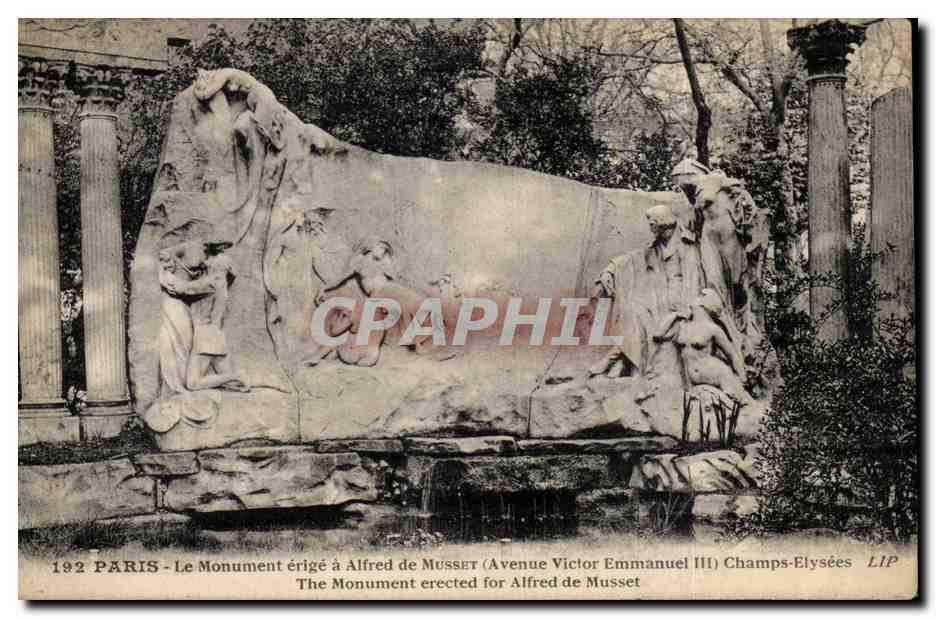 Paris CPA Le monument erige a Alfred de Musset ( avenue Victor Emmanuel III ) Champs Elysees 