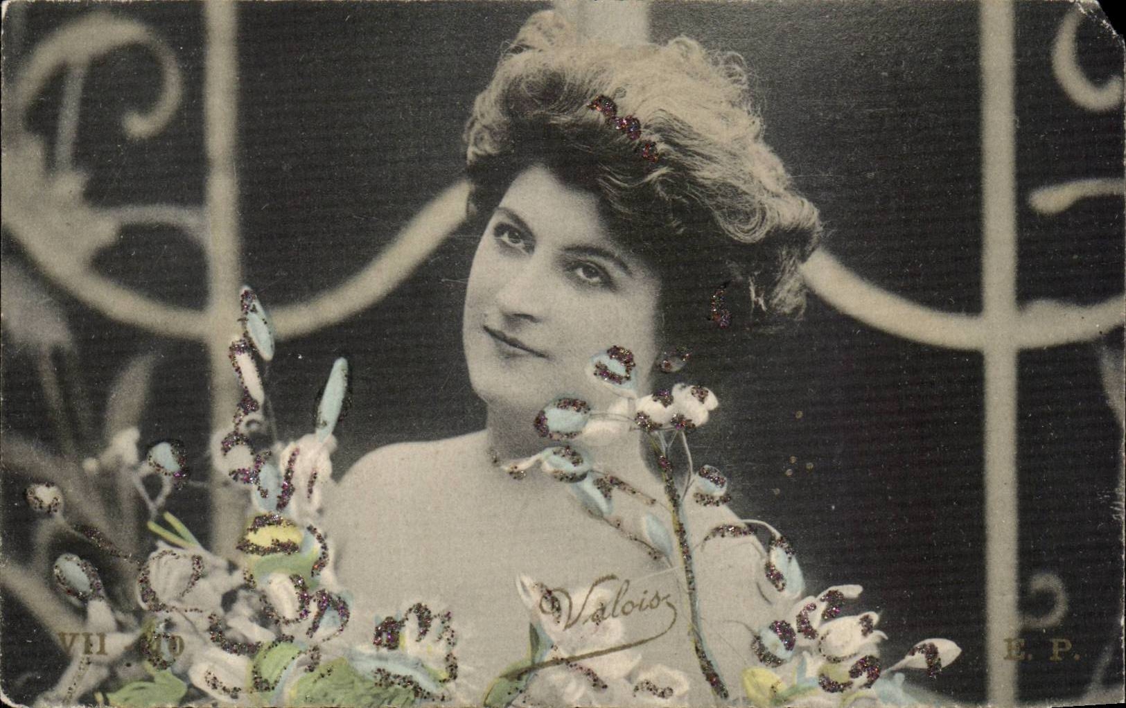 CPA Fantaisie femme