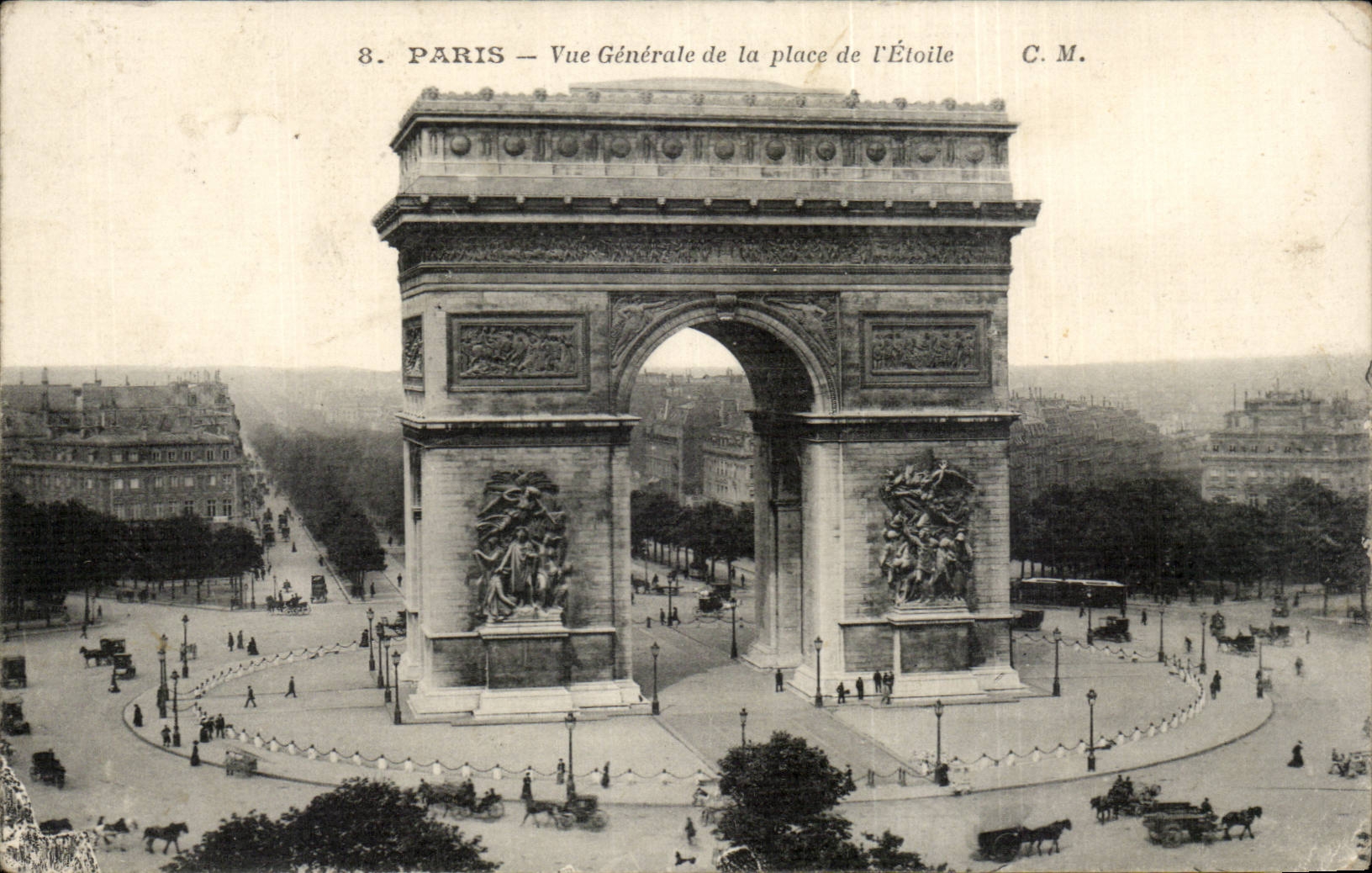 CPA Paris Vue generale de la place de l'etoile