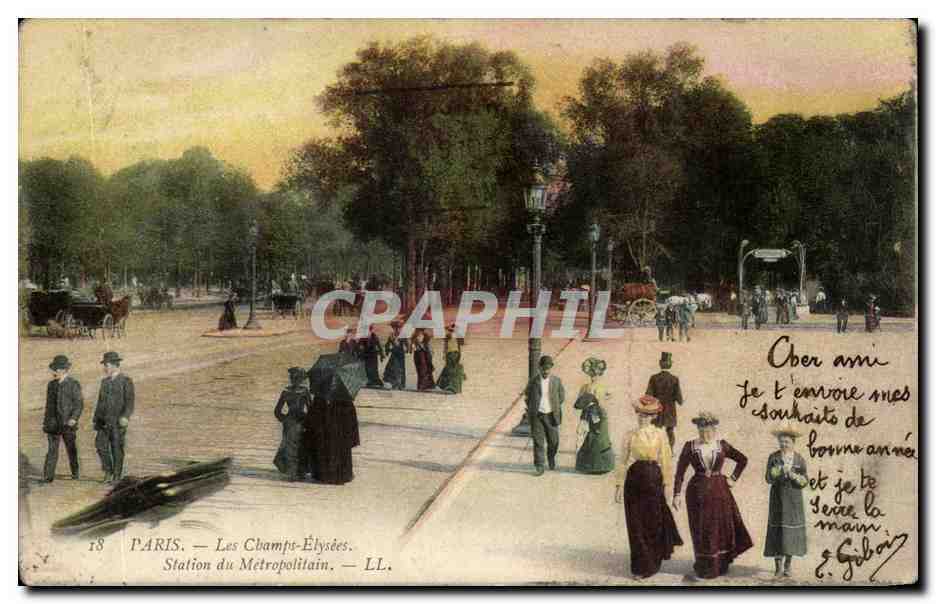 CPA Paris les Champs Elysees Station du metropolitain metro