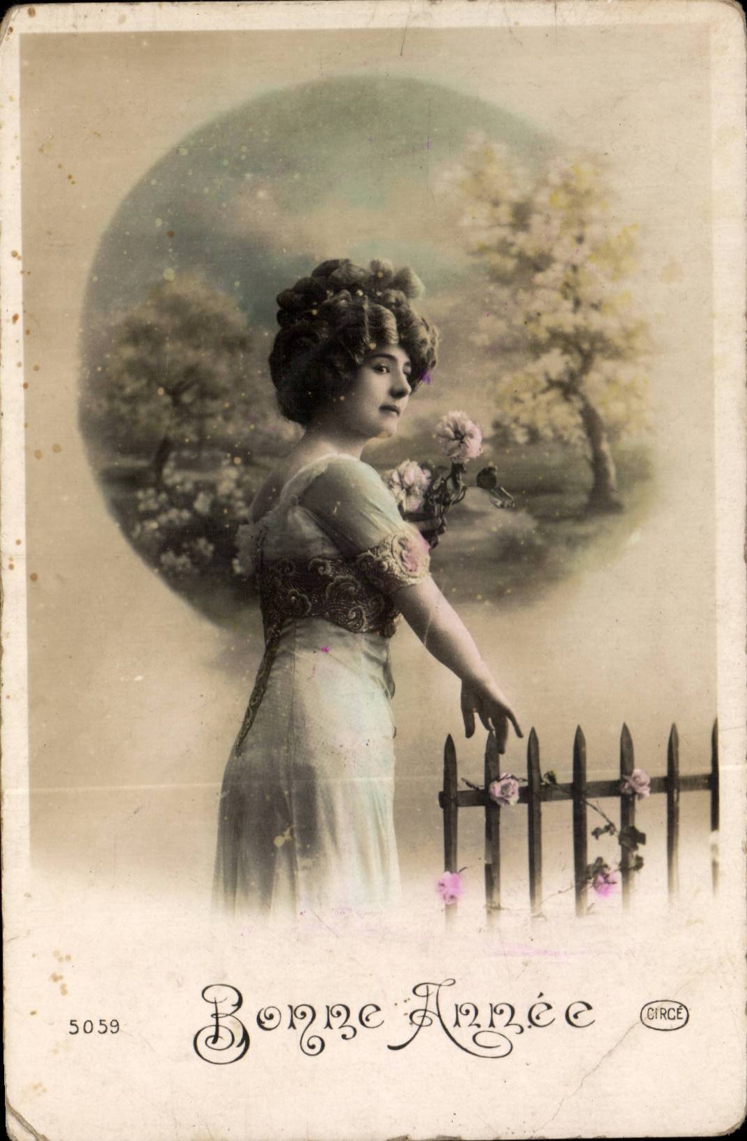 CPA Fantaisie Femme Bonne annee